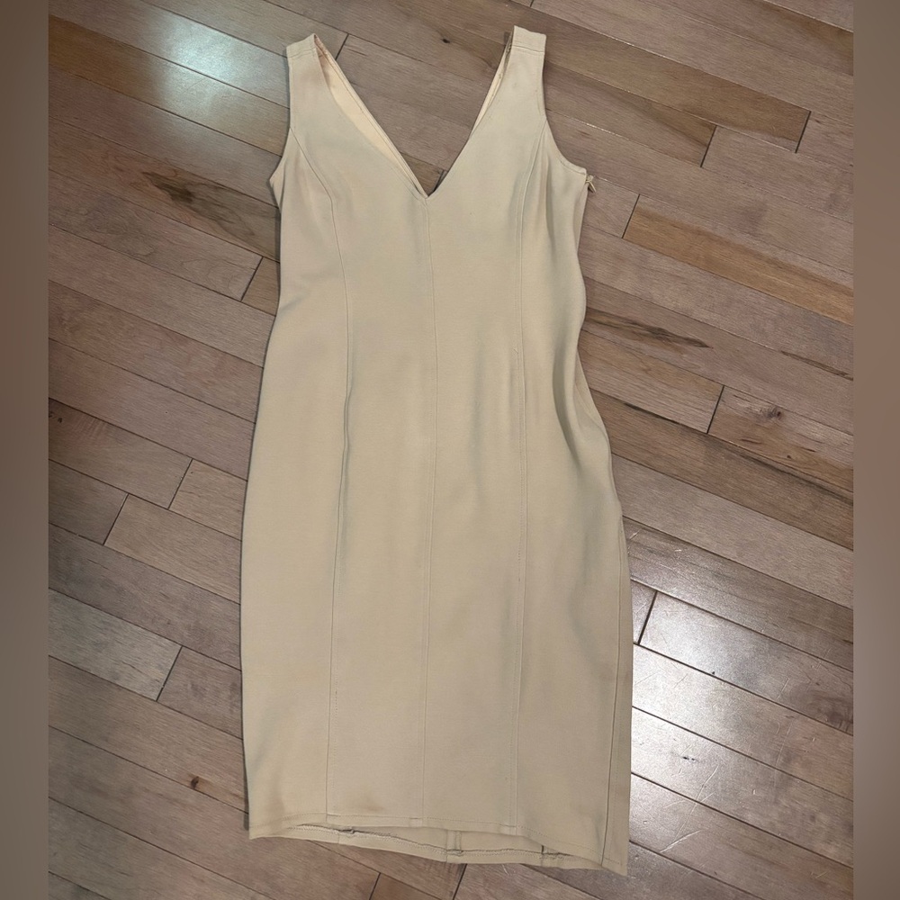 Ralph Lauren Black Label Taupe Sleeveless Sheath Fitted V Neck Pencil Dress - 2